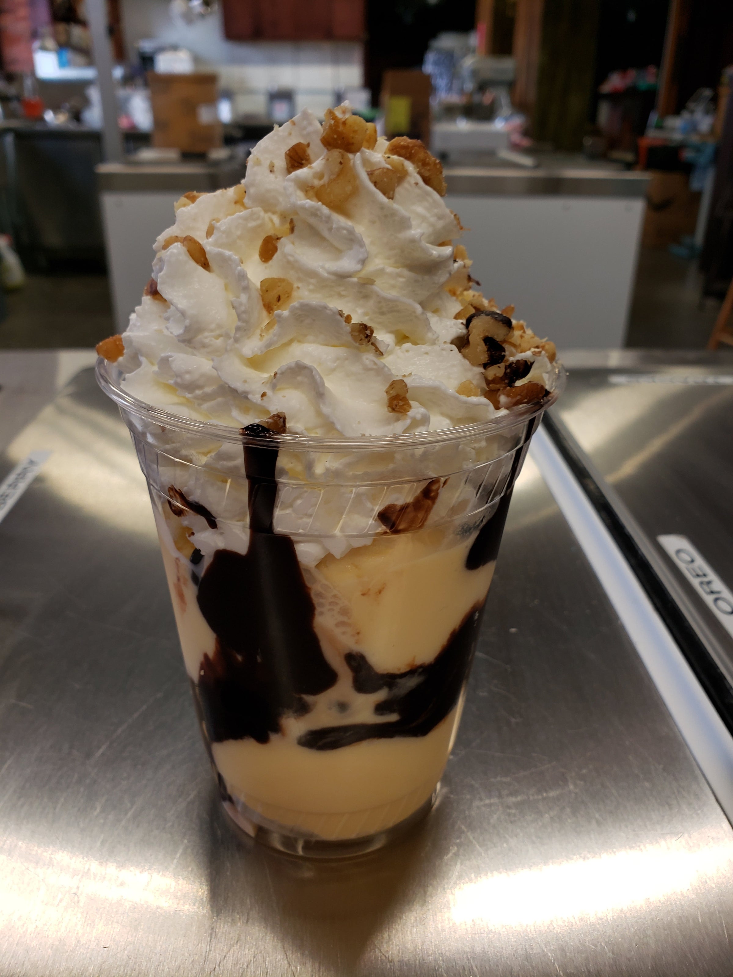 Hot Fudge Sundae | Lickee's & Chewy's